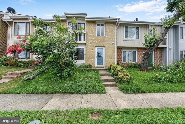 13305 Apgar Pl in Herndon, VA - Building Photo - Building Photo