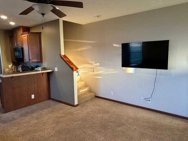 3317 15th St NW in Minot, ND - Building Photo - Building Photo