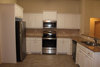 1607 Ave Y in Lubbock, TX - Building Photo - Building Photo