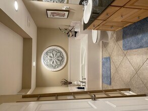 2046 Beach Blvd in Biloxi, MS - Foto de edificio - Building Photo