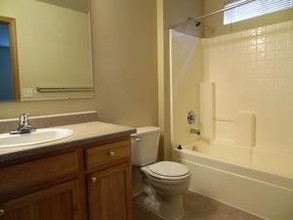 1805 E Overland Rd-Unit -1624 in Meridian, ID - Building Photo - Building Photo