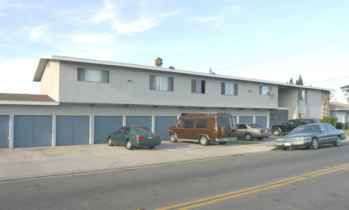 3165 Norton Ave in Lynwood, CA - Building Photo