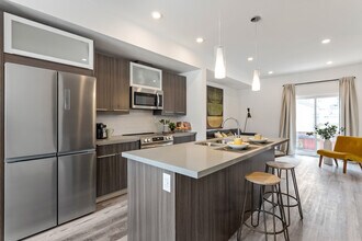 9402-9150 150 St NW in Edmonton, AB - Building Photo - Building Photo