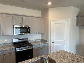 5019 Appleridge Dr in Conway, SC - Building Photo - Building Photo