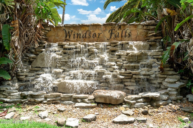 property at 7055 Deer Lodge Cir