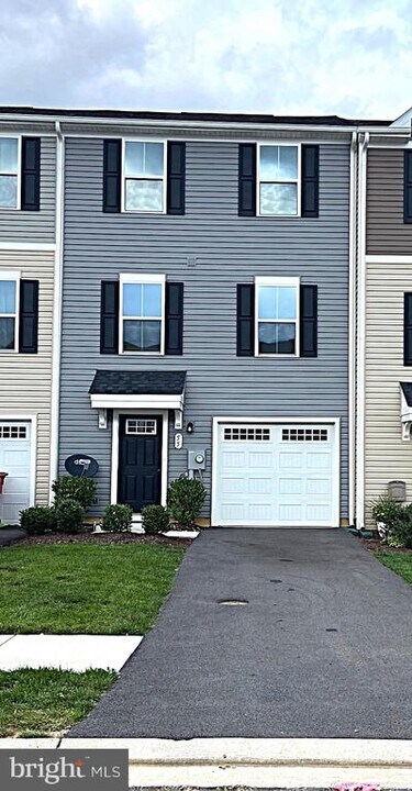 55 Snickers Ct in Martinsburg, WV - Building Photo