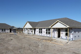 450 Derrs Chapel Rd in Italy, TX - Building Photo - Building Photo