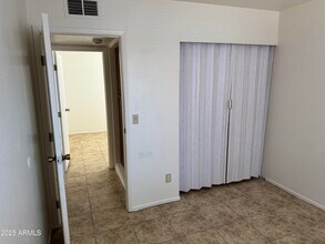 6148 E Greenway St in Mesa, AZ - Building Photo - Building Photo