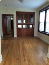 2311 N Avers Ave, Unit 2 in Chicago, IL - Building Photo - Building Photo