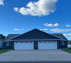 724 E Wisconsin St in Chippewa Falls, WI - Building Photo - Building Photo