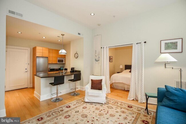 2516 Q St NW in Washington, DC - Building Photo - Building Photo