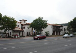 El Carrillo Apartments in Santa Barbara, CA - Building Photo
