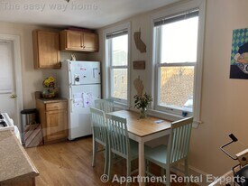 15 Sargent Ave, Unit #3 in Somerville, MA - Building Photo
