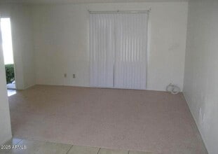 5710 N 43rd Ln in Glendale, AZ - Building Photo - Building Photo