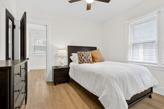 3326 E Overlook Rd, Unit The Overlook in Cleveland Heights, OH - Foto de edificio - Building Photo