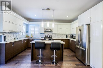 1773 Spartan Ct in Pickering, ON - Building Photo - Building Photo