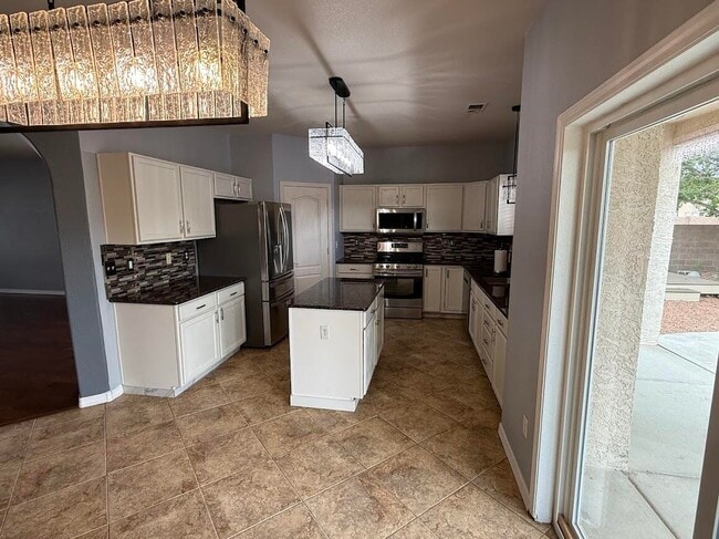 3245 Hunters Meadows Cir NE in Rio Rancho, NM - Building Photo - Building Photo