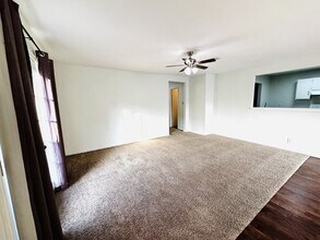 2518 Westgard Pass in San Antonio, TX - Foto de edificio - Building Photo