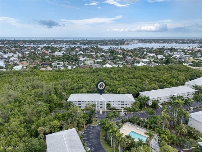 property at 3021 Sandpiper Bay Cir