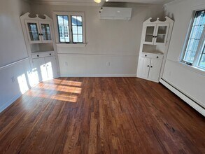 562 Foltz Dr in Verona, PA - Building Photo - Building Photo