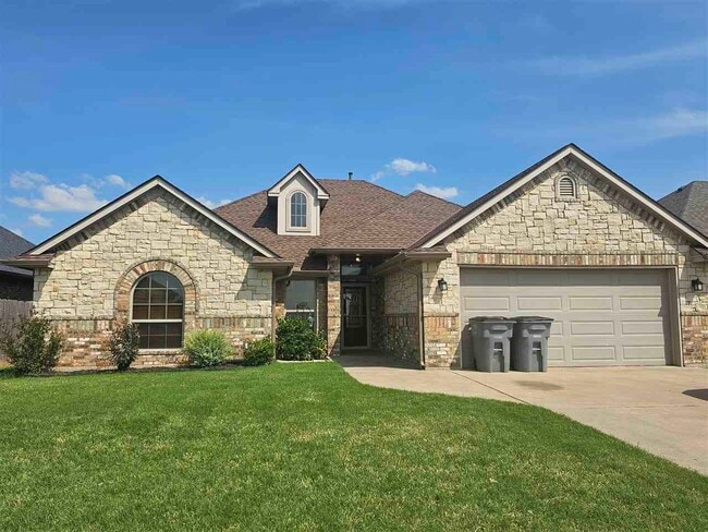 property at 2302 SW 56th St