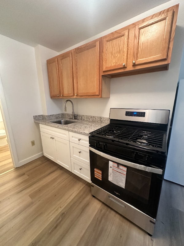 90 Arlington St in Manchester, NH - Building Photo - Building Photo