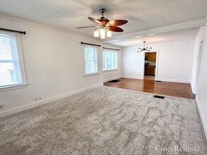 3545 Madison Park Ave in Cincinnati, OH - Building Photo - Building Photo