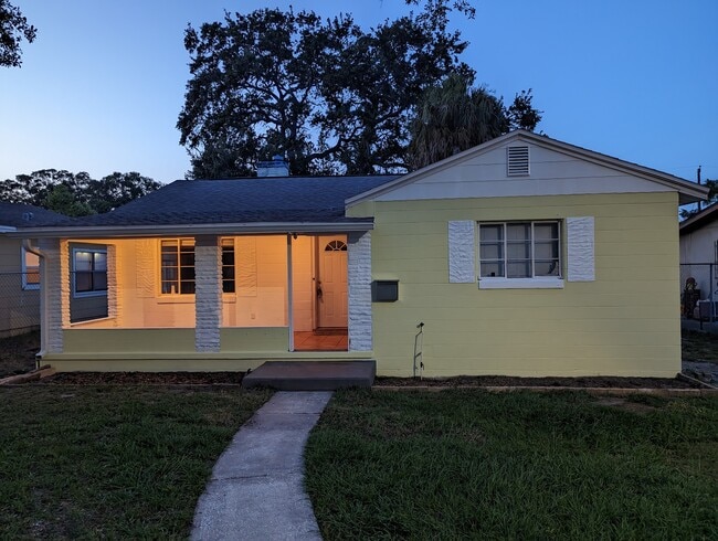 property at 725 17th Ave S