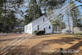 1542 River Terrace in East Lansing, MI - Building Photo - Building Photo