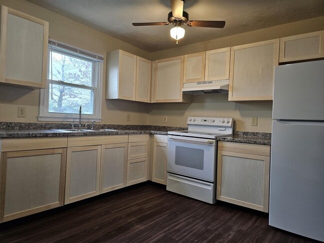 100 Muse Dr in Winchester, VA - Building Photo - Building Photo