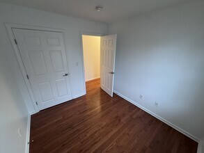 46 Park Pl, Unit 2 in Branford, CT - Building Photo - Building Photo