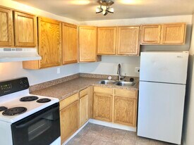 Jefferson Park in Denver, CO - Building Photo