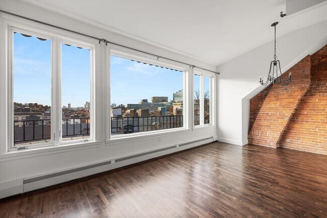 property at 32 Hancock St
