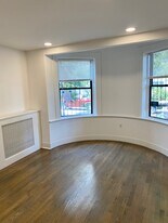 503 Beacon St, Unit 7 in Boston, MA - Building Photo