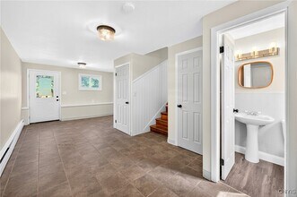 4114 Wetzel Rd in Liverpool, NY - Building Photo - Building Photo