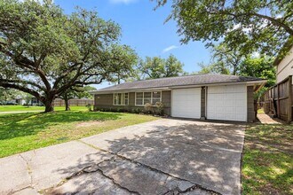 8503 Hatton St in Houston, TX - Building Photo - Building Photo
