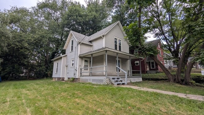 property at 1447 Shriver Ave NE