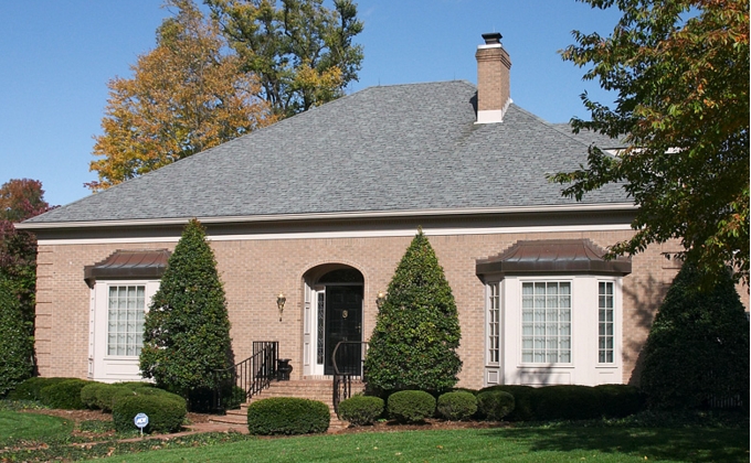 Surrey Place in Louisville, KY - Foto de edificio