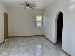 2517 San Jose Ave in El Paso, TX - Building Photo - Building Photo
