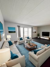 Duluth Street Flats in Golden Valley, MN - Building Photo - Building Photo