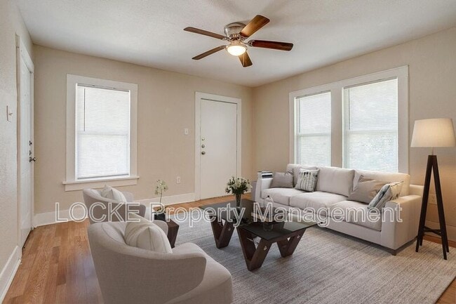 property at 1016 E Arlington Ave