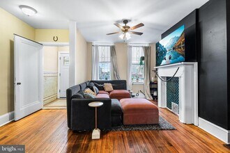 2718 W Jefferson St in Philadelphia, PA - Building Photo - Building Photo