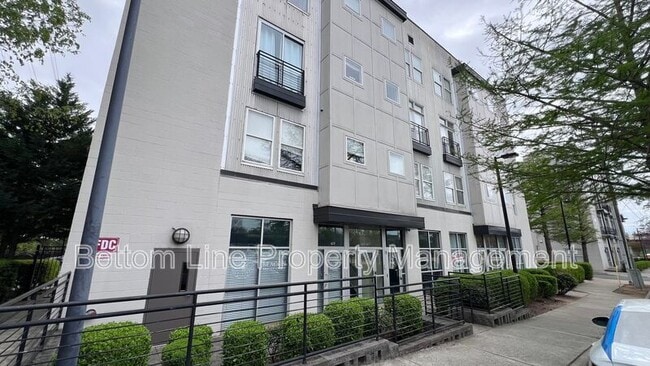 property at 621 McNinch St