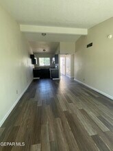 866 Barandal Dr in El Paso, TX - Foto de edificio - Building Photo