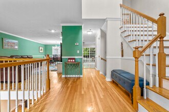 584 Hope St in Stamford, CT - Building Photo - Building Photo