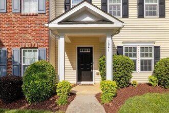 1041 Ileagnes Rd in Raleigh, NC - Building Photo - Building Photo