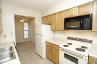 Ashwood Apartments photo'