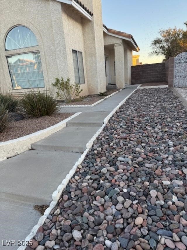 713 Rusty Spur Dr in Henderson, NV - Building Photo - Building Photo