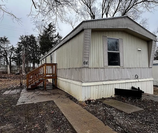 property at 7601 N Hwy Vv