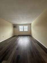 39 Dinan Dr in Gardner, MA - Building Photo - Building Photo